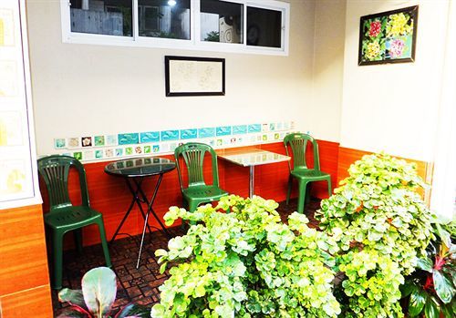 White Orchid Inn I Bangkok Bagian luar foto